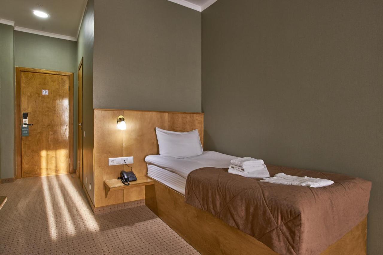 Отель Altyn Eco Park 4*